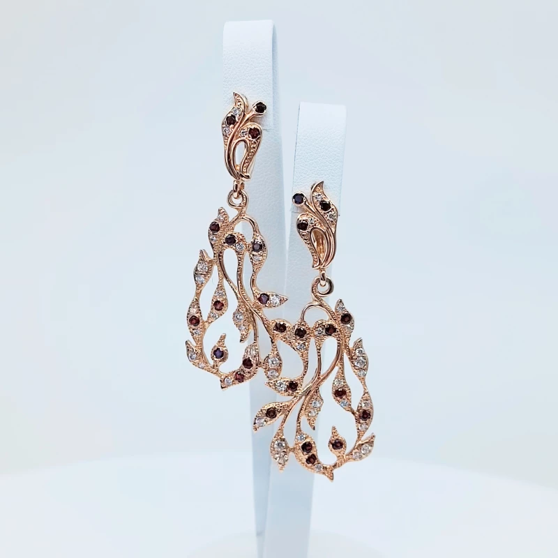 Prabangūs auksiniai auskarai su granato ir cirkonio akmenimis