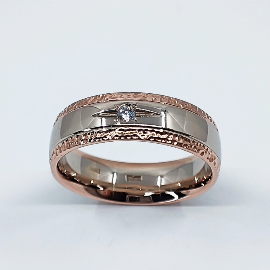 Auksinis vestuvinis žiedas su baltu auksu ir cirkonio akmeniu