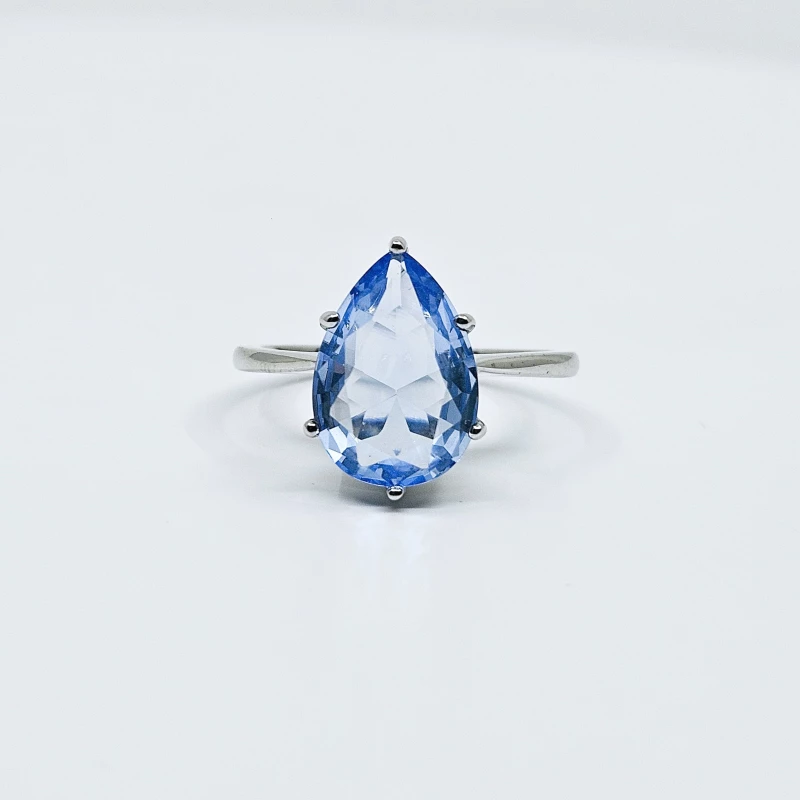 Sidabrinis žiedas su cirkonio akmeniu SCO061