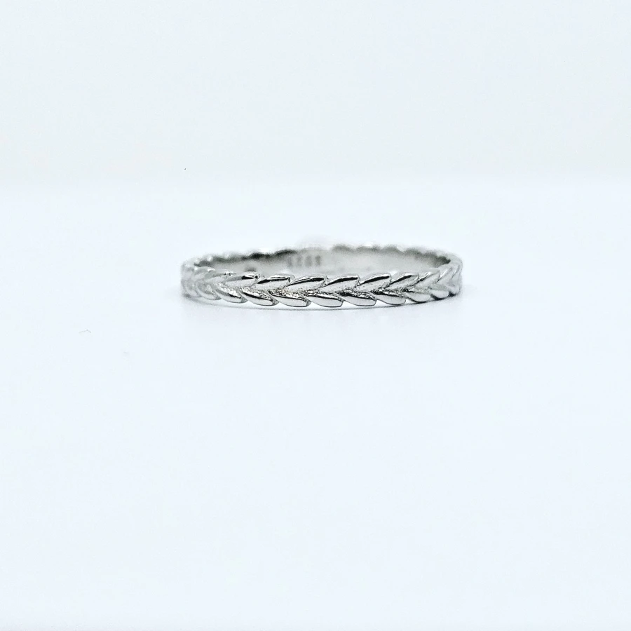 Sidabrinis žiedas 9Z024